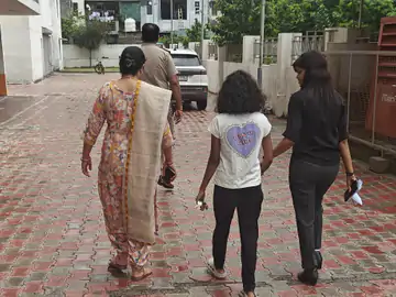 फरीदाबाद में बाल तस्करी का खुलासा:दो बहनों से 3 साल तक करवाया घरेलू काम, पुलिस और एनजीओ का रेस्क्यू